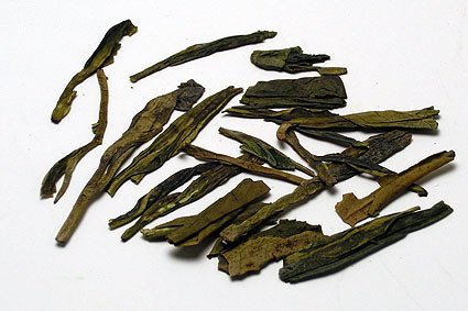 Grüner Tee "Long Jing - Drachenbrunnen", aus Zhejiang, China