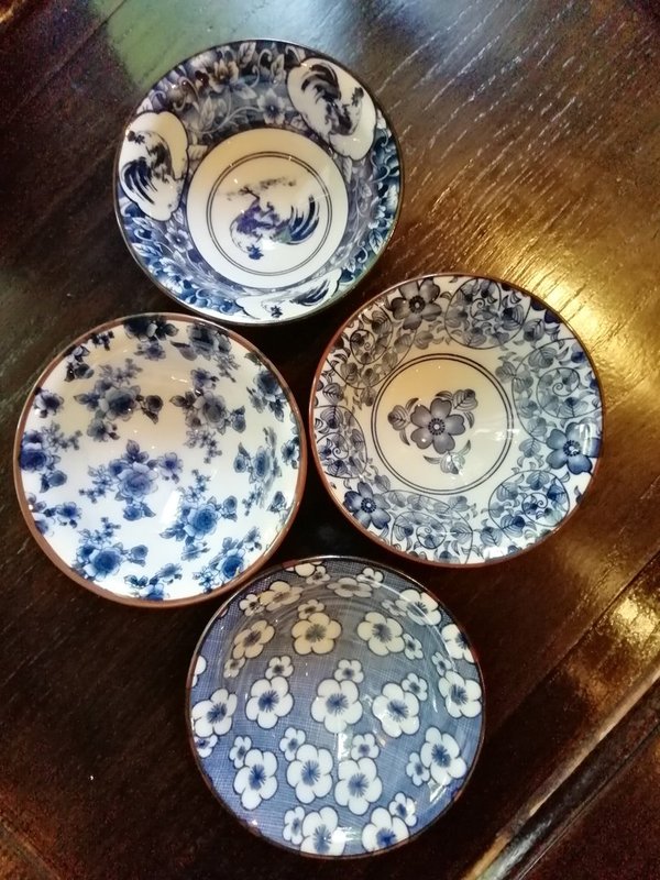 Teeschale aus Porzellan Set ( 4 Stück)