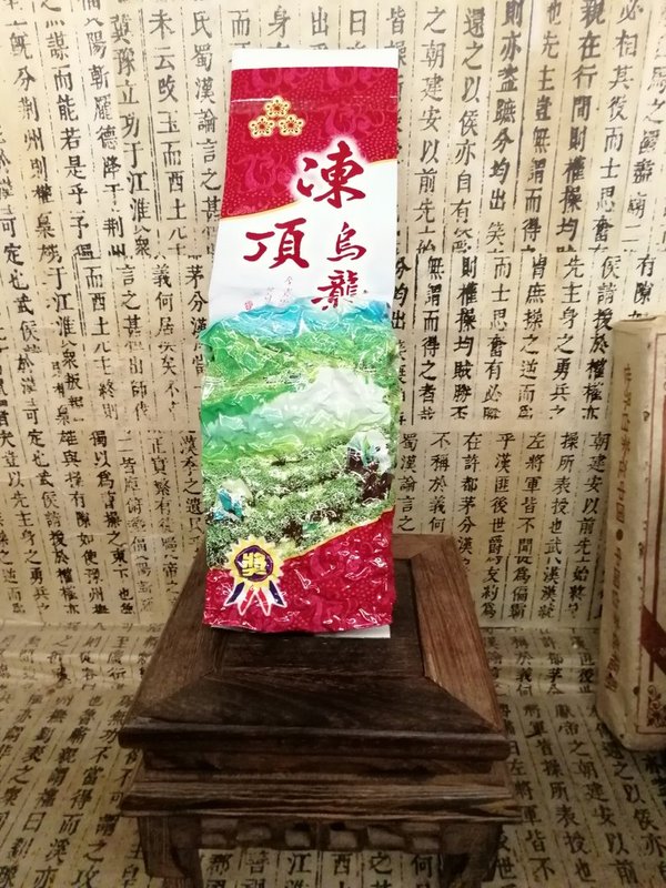 klassischer Oolongtee "Dongding - filigrane Anröstung", Lugu, Taiwan, 150g / Packung